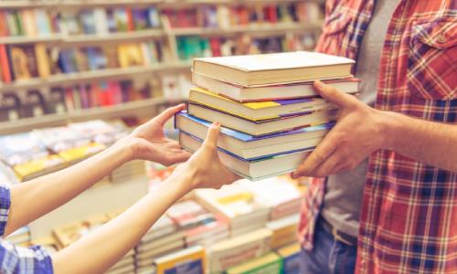 مزایا تنوع کتاب ها در خرید اینترنتی کتاب